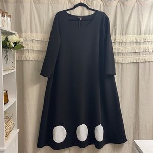 Black 3/4 sleeves round neck midi dress, modest style, oversized a-line fit